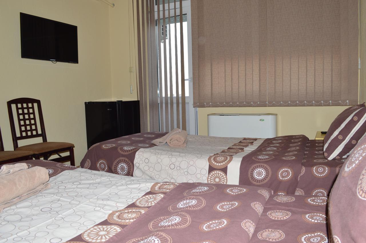 Dionis Hotel Petrich  Buitenkant foto